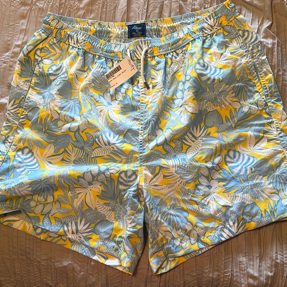 Mens swim trunks - Picture 1 of 6